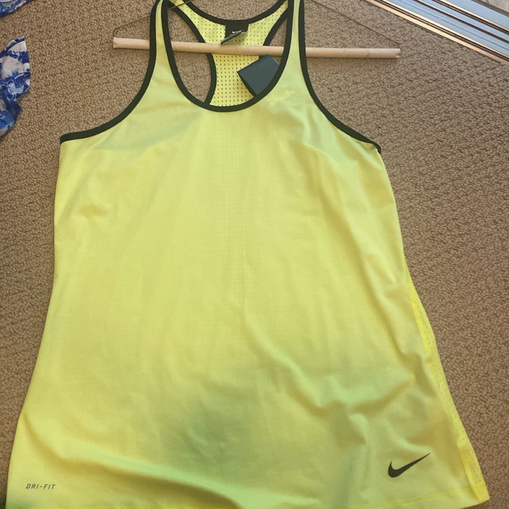 Nike, hypercool series tank top